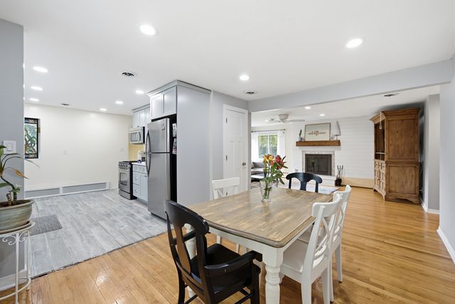 1125 119th Street, Lemont, IL 60439