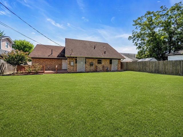 2808 Burke Road, Pasadena, TX 77502