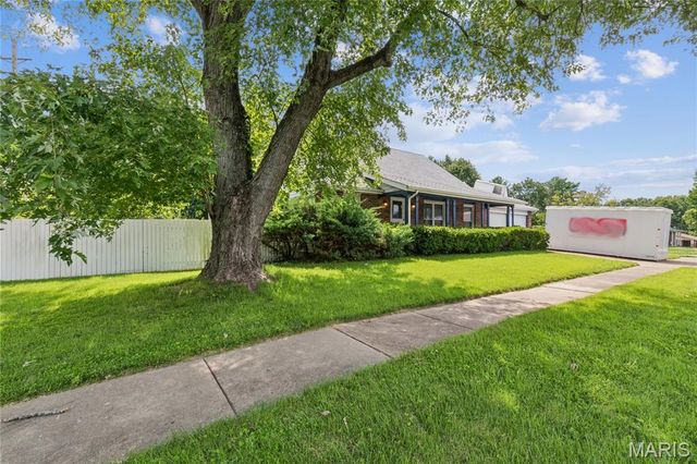 12354 Wensley Road, Black Jack, MO 63033