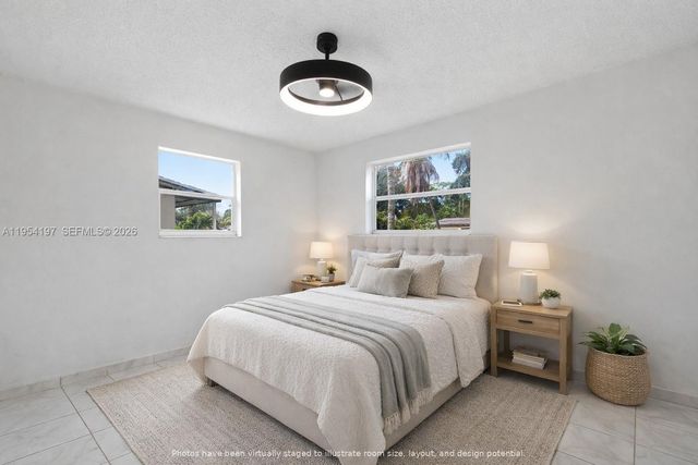 2341 N 61st Ter, Hollywood, FL 33024