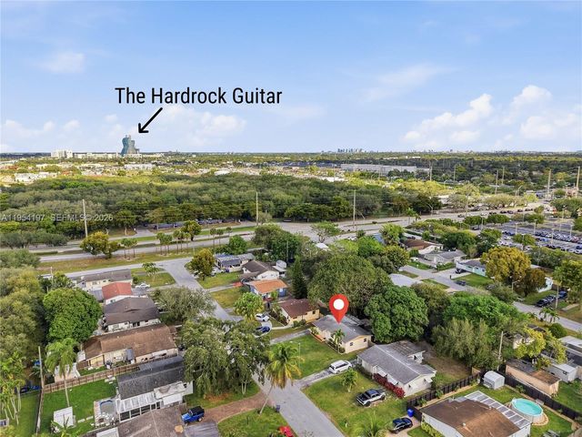 2341 N 61st Ter, Hollywood, FL 33024