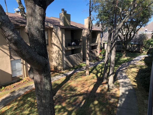 3300 Pebblebrook Drive 74, Seabrook, TX 77586