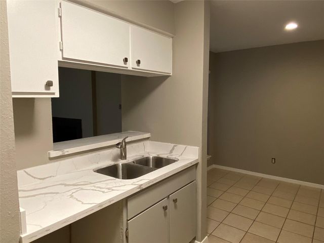 3300 Pebblebrook Drive 74, Seabrook, TX 77586