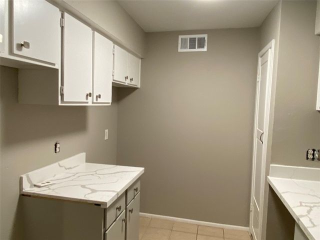 3300 Pebblebrook Drive 74, Seabrook, TX 77586