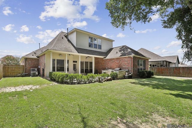 36520 Lake Bend Ave, Prairieville, LA 70769