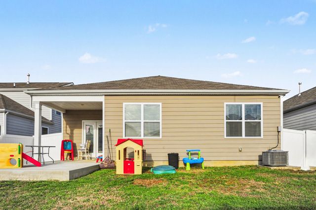 628 Pine Bloom Rd, Lebanon, TN 37087