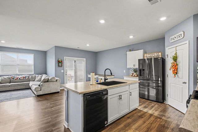 628 Pine Bloom Rd, Lebanon, TN 37087