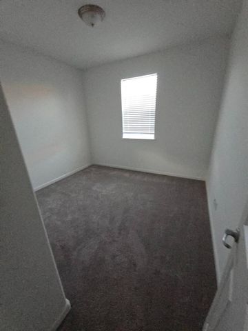 8720 Esperia Way, Sacramento, CA 95828