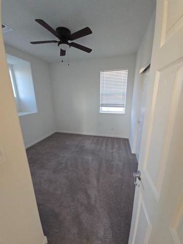 8720 Esperia Way, Sacramento, CA 95828