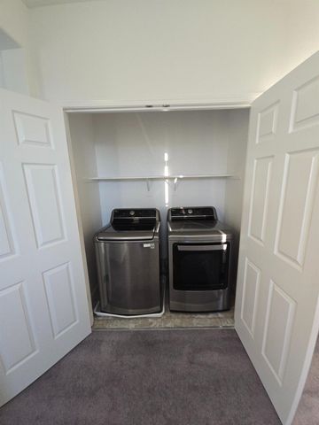 8720 Esperia Way, Sacramento, CA 95828