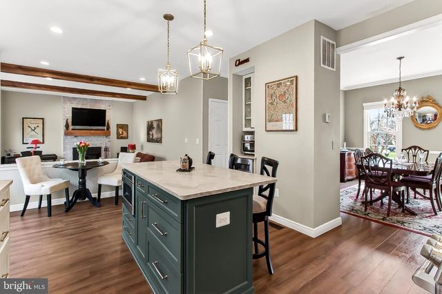 15510 MEHERRIN DR, Centreville, VA 20120