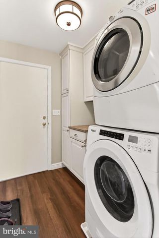 15510 MEHERRIN DR, Centreville, VA 20120