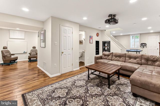 15510 MEHERRIN DR, Centreville, VA 20120