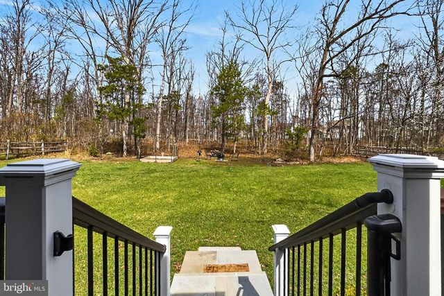 15510 MEHERRIN DR, Centreville, VA 20120