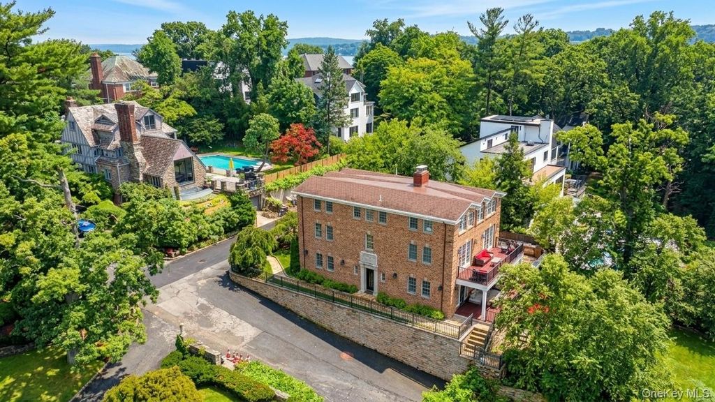 3061 Scenic Place, Bronx, NY 10463 — photo 2
