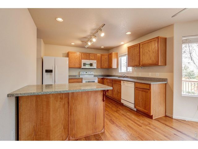 3825 Panther Dr, Loveland, CO 80537