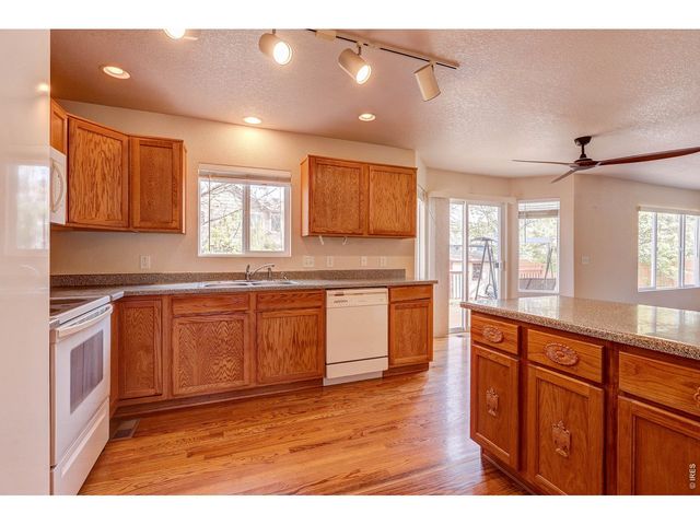3825 Panther Dr, Loveland, CO 80537