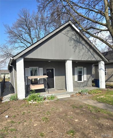 712 Condit Street, Wood River, IL 62095