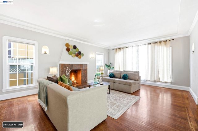 5814 Fleming Ave, Oakland, CA 94605