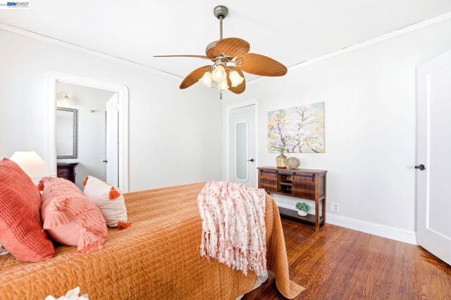 5814 Fleming Ave, Oakland, CA 94605