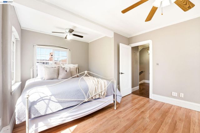 5814 Fleming Ave, Oakland, CA 94605