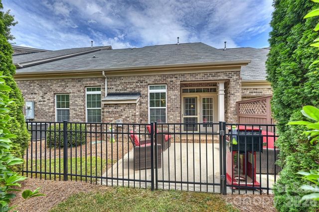 1914 Colony Line Court, Charlotte, NC 28210