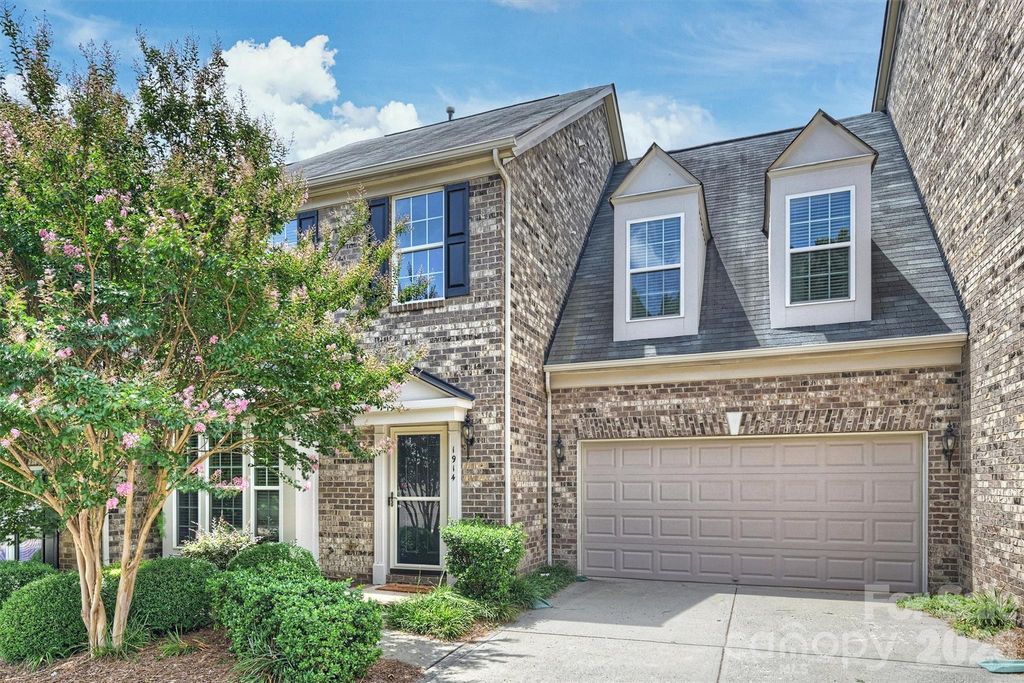 1914 Colony Line Court, Charlotte, NC 28210