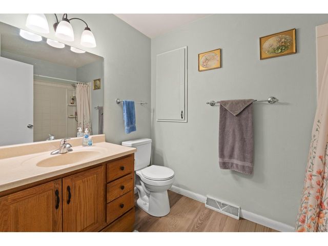 2201 Mountair Ln, Greeley, CO 80634