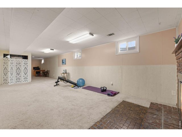 2201 Mountair Ln, Greeley, CO 80634