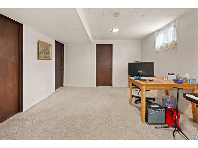 2201 Mountair Ln, Greeley, CO 80634