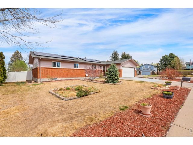 2201 Mountair Ln, Greeley, CO 80634
