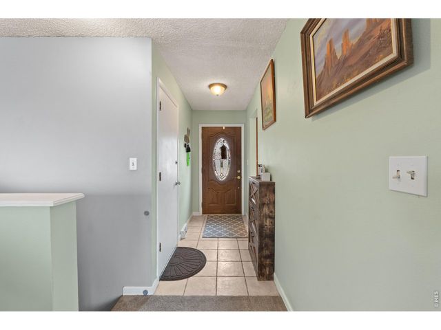 2201 Mountair Ln, Greeley, CO 80634