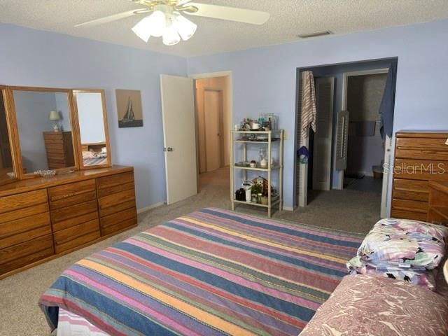 3223 38TH WAY S F, St Petersburg, FL 33711