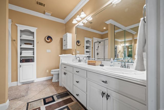 1380 Airport Rd Apt E1, Hot Springs, AR 71913