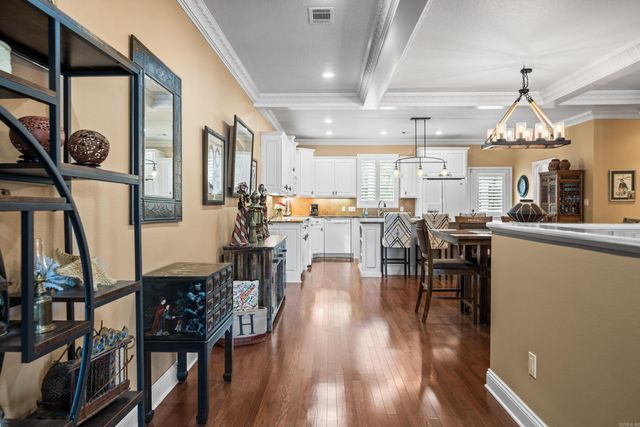 1380 Airport Rd Apt E1, Hot Springs, AR 71913