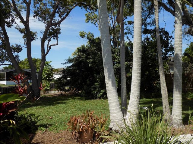 2168 KENT AVENUE, Clearwater, FL 33764