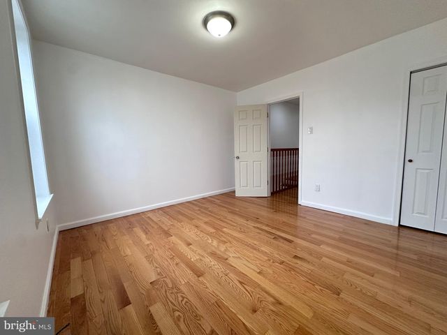 2520 S 5TH ST, Philadelphia, PA 19148