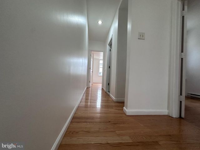 2520 S 5TH ST, Philadelphia, PA 19148