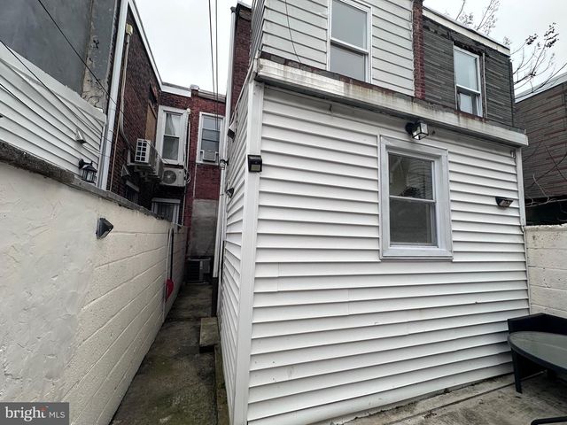 2520 S 5TH ST, Philadelphia, PA 19148