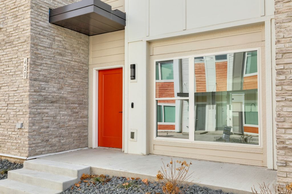 439 SW 12th Street, Des Moines, IA 50309