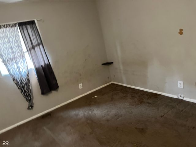 7602 E Penway Street, Indianapolis, IN 46226