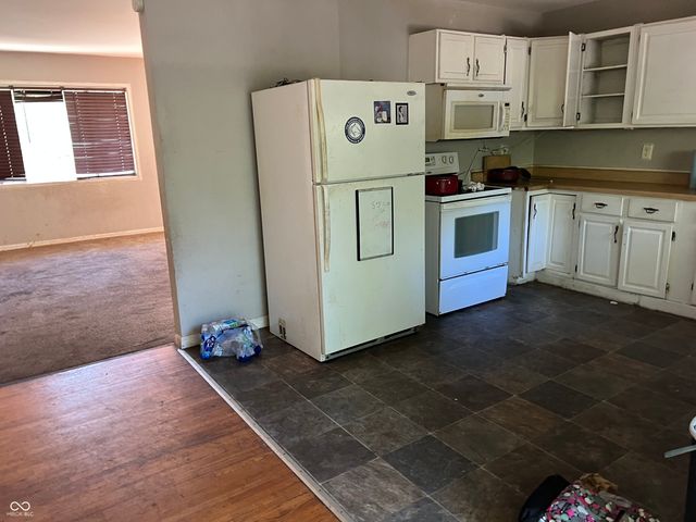 7602 E Penway Street, Indianapolis, IN 46226