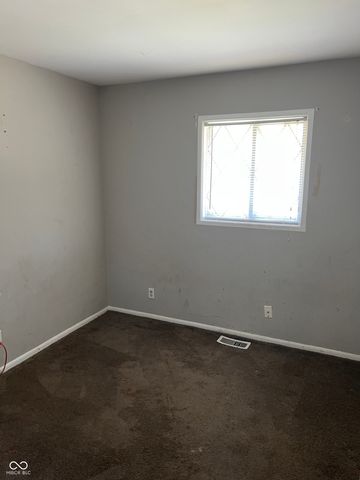 7602 E Penway Street, Indianapolis, IN 46226