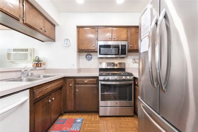 112 31st A, Newport Beach, CA 92663