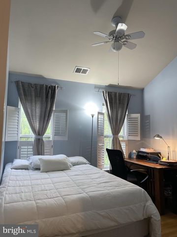 3826 WATKINS MILL DR, Alexandria, VA 22304