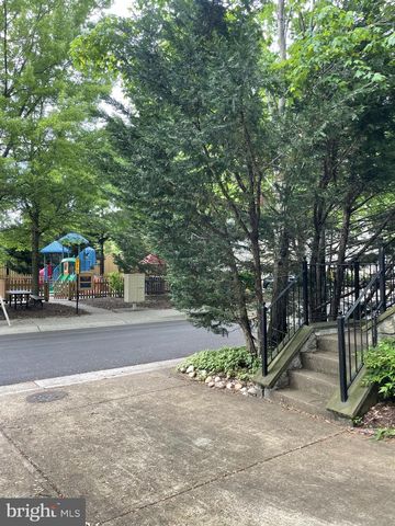 3826 WATKINS MILL DR, Alexandria, VA 22304