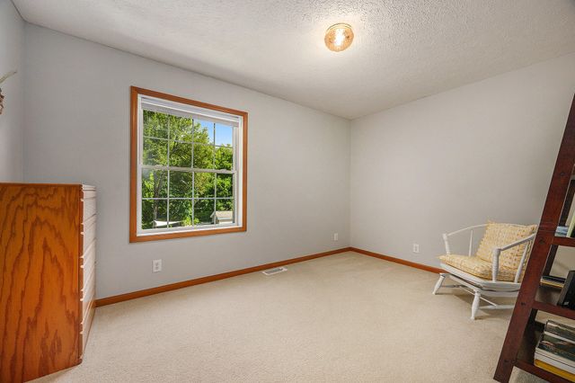 5856 Windingwood Drive, Kalamazoo, MI 49009