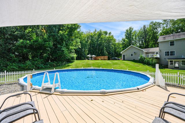 5856 Windingwood Drive, Kalamazoo, MI 49009