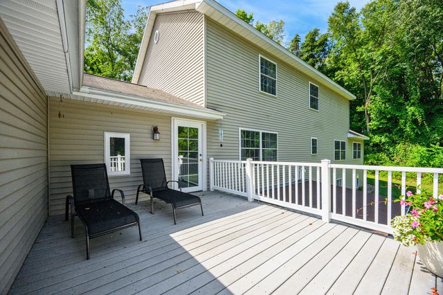 5856 Windingwood Drive, Kalamazoo, MI 49009