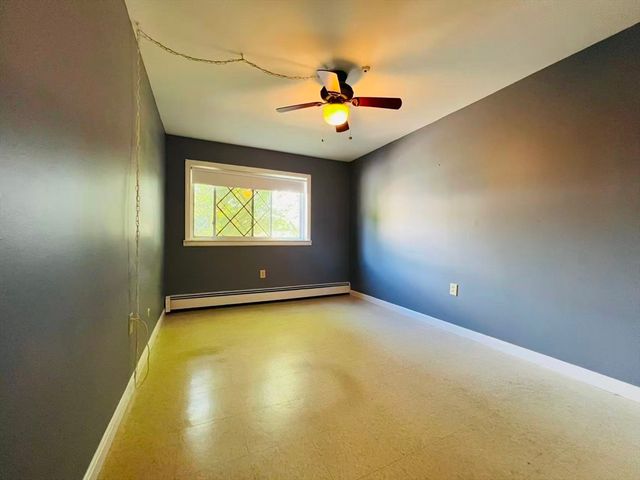 30 Fernview Ave 4, North Andover, MA 01845
